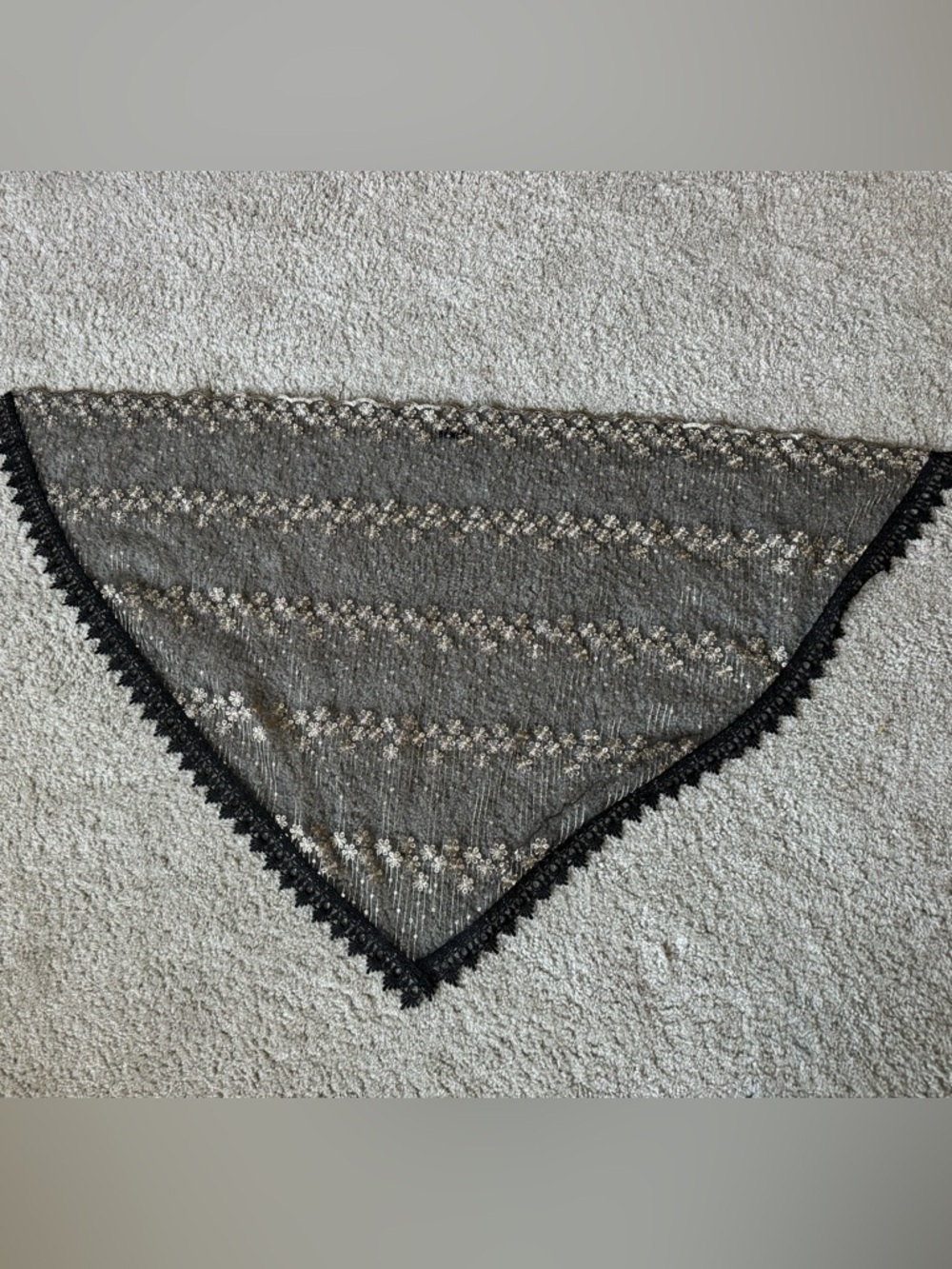 Black and Gold Triangle Veil
